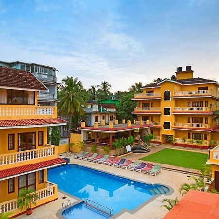 Marina Bay Beach Resort Кандолим Екстериор снимка